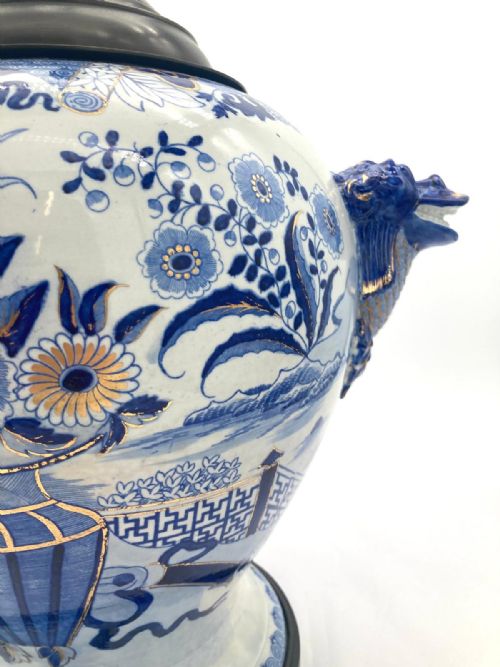 A LARGE AND IMPRESSIVE PAIR OF HICKS AND MEIGH IRONSTONE VASES CONVERTED INTO LAMPS - ADDITIONAL PHOTO 7