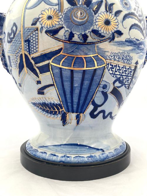 A LARGE AND IMPRESSIVE PAIR OF HICKS AND MEIGH IRONSTONE VASES CONVERTED INTO LAMPS - ADDITIONAL PHOTO 8
