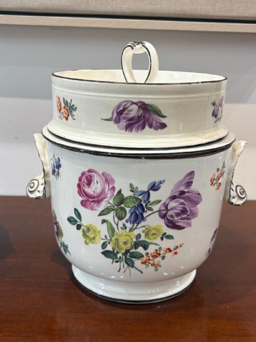 A LOVELY PAIR OF ENGLISH CREAMWARE ICE PAILS CIRCA 18001810 - ADDITIONAL PHOTO 4