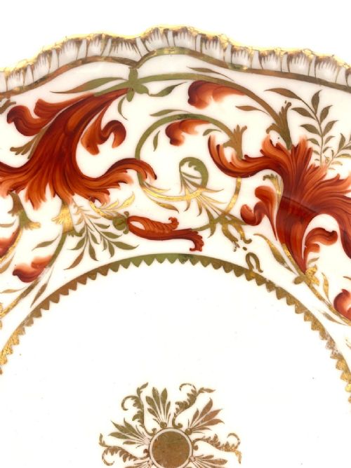 A STUNNING SET OF TWELVE ENGLISH PORCELAIN DINNER PLATES CIRCA 1825 - ADDITIONAL PHOTO 3