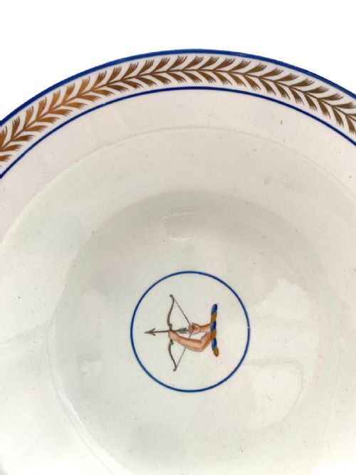 WEDGWOOD ARMORIAL CREAMWARE PUDDING BOWLS CIRCA 1790 - ADDITIONAL PHOTO 2