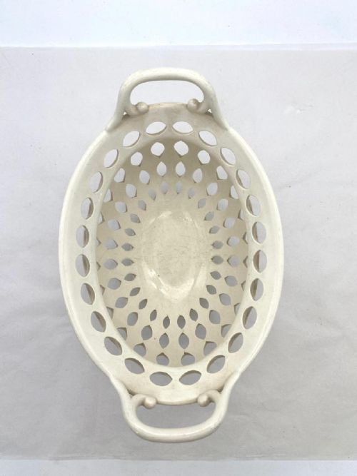 AN EXCEPTIONAL AND UNUSUAL WEDGWOOD CHESTNUT BASKET CIRCA 17951830 - ADDITIONAL PHOTO 5