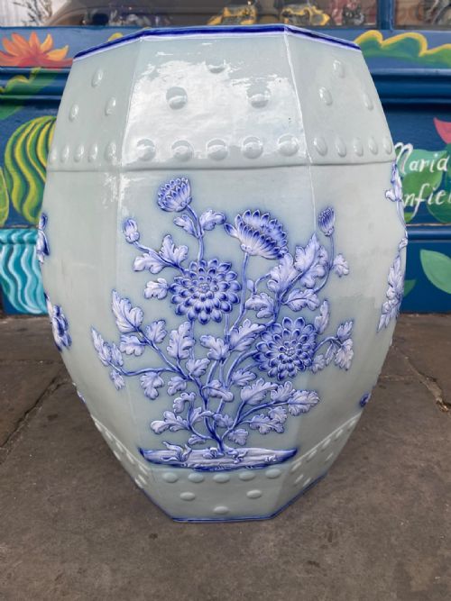 A WONDERFUL PAIR OF FLOWBLUE CELADON FLORAL GARDEN SEATS CIRCA 1845 - ADDITIONAL PHOTO 10