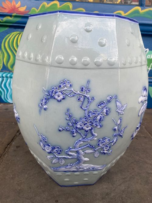 A WONDERFUL PAIR OF FLOWBLUE CELADON FLORAL GARDEN SEATS CIRCA 1845 - ADDITIONAL PHOTO 13