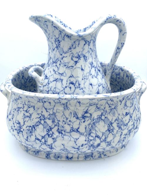 A Wonderful Minton Flowblue Footbath and Jug in Italian Marble Pattern, Circa 1845-1860