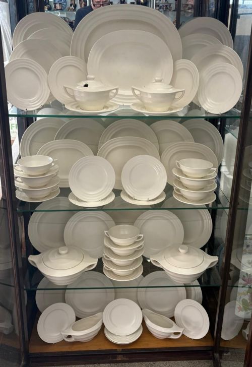 Wedgwood Moonstone Dinner Service by Keith Murray
