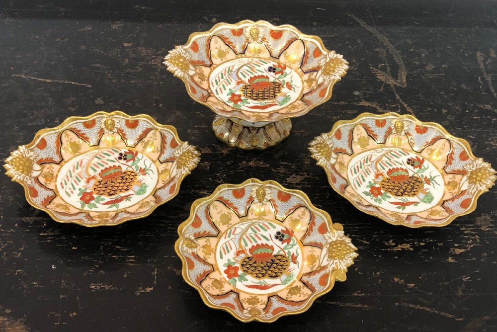 Porcelain Dessert Service in Waterlily Pattern 1810 View III