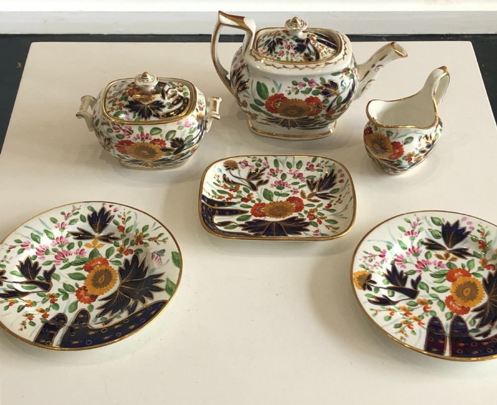 Extremely Rare Coalport Child Set in Thumb and Finger Pattern circa 1820 View VIII