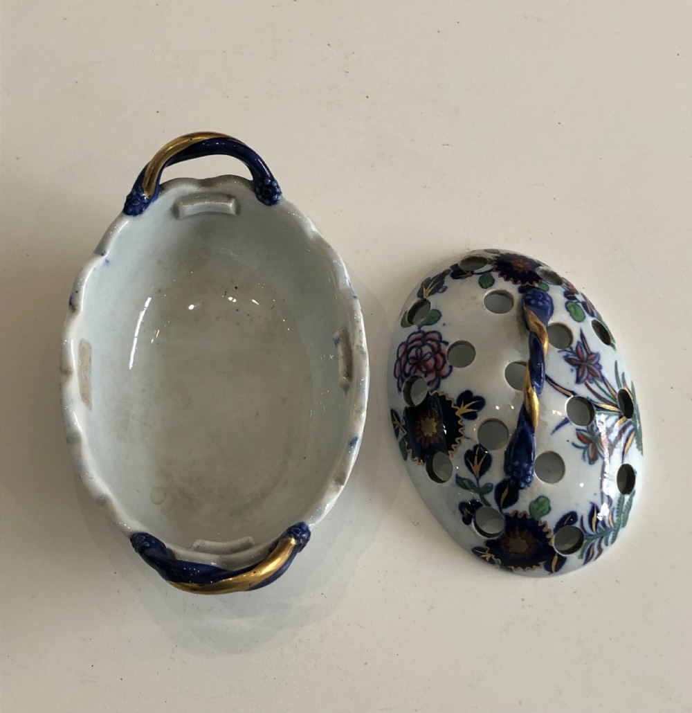 Early Spode Violet holder 1820 View III