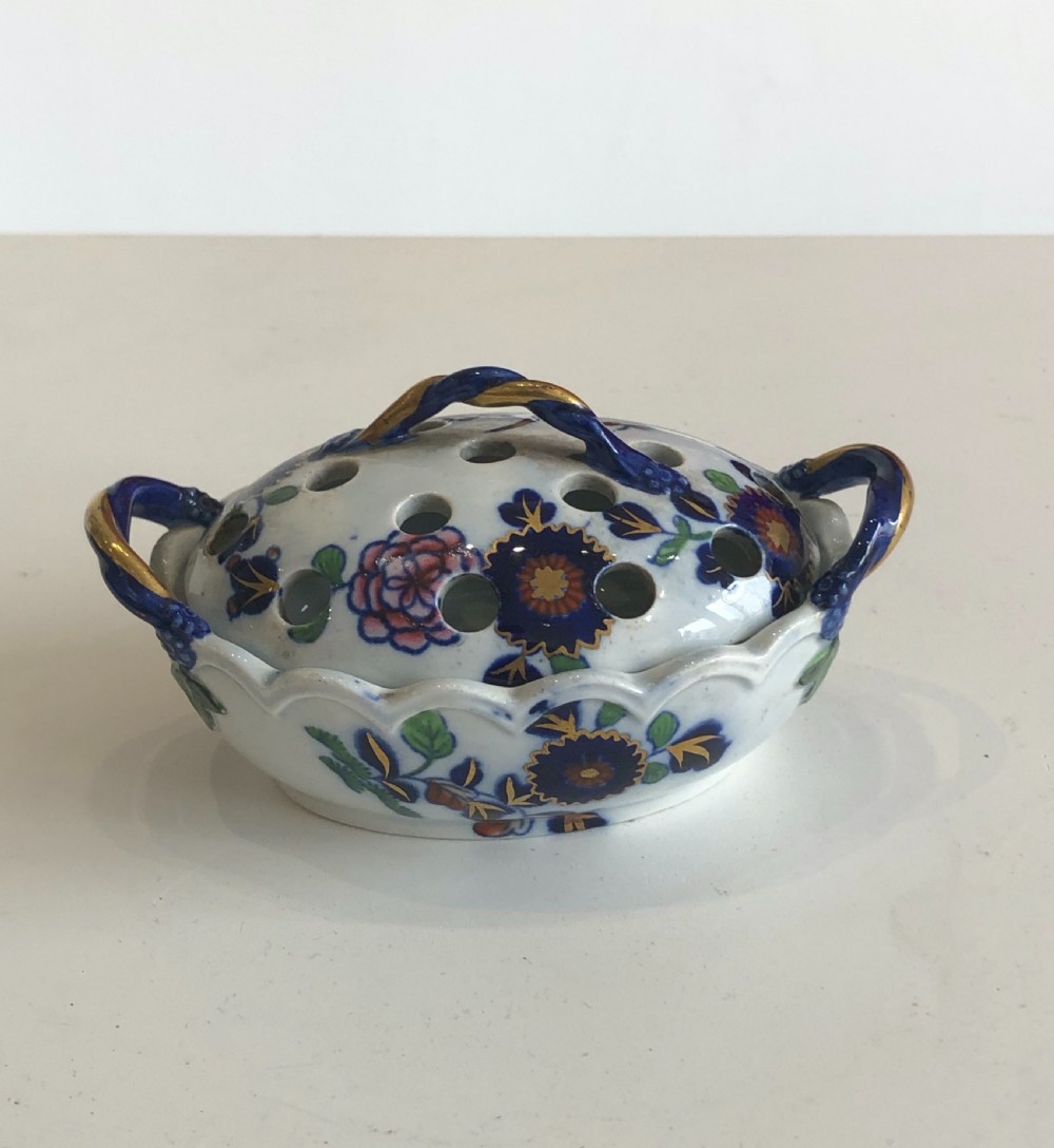 Early Spode Violet holder 1820 View IV