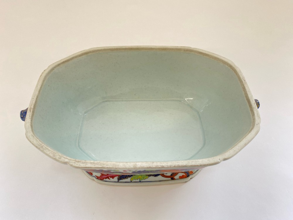 Chinese Tobacco Leaf Pattern Soup Tureen 1740-60 View II