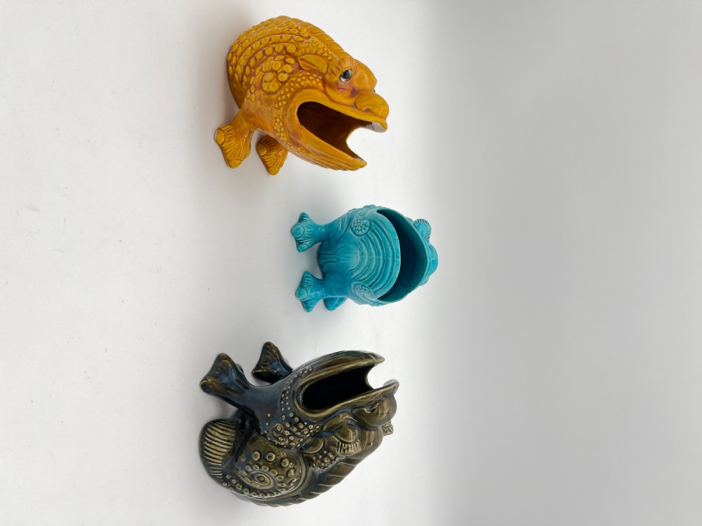 A Turquoise Burmantofts Toad spoonwarmer 1870-80 View VI