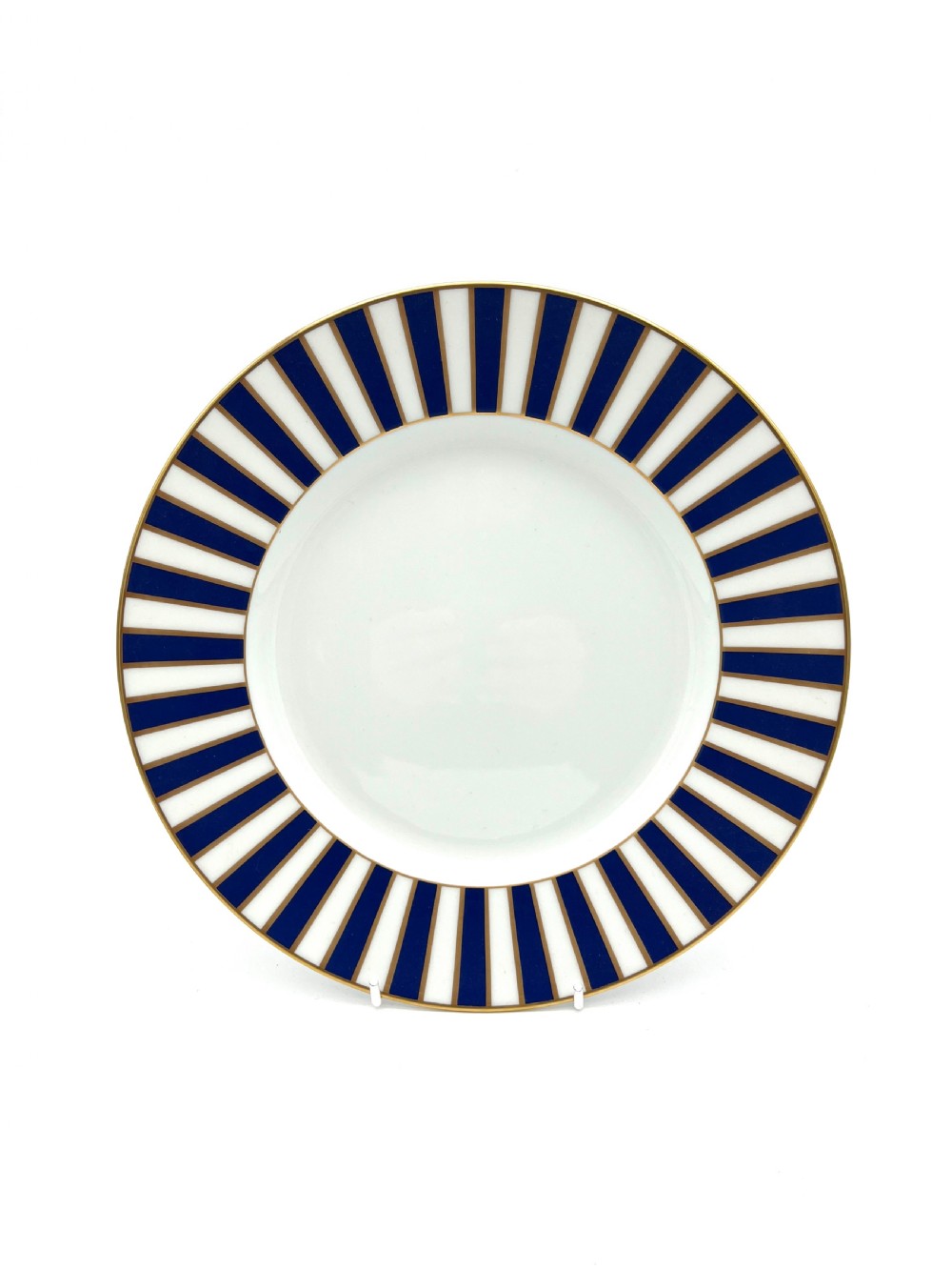 A sensational Richard Ginori Dinner service designed by Claudio La Viola 1990 View III
