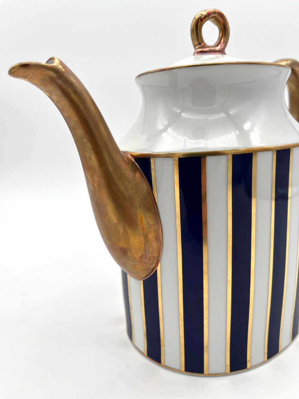 A sensational Richard Ginori Dinner service designed by Claudio La Viola 1990 View VII