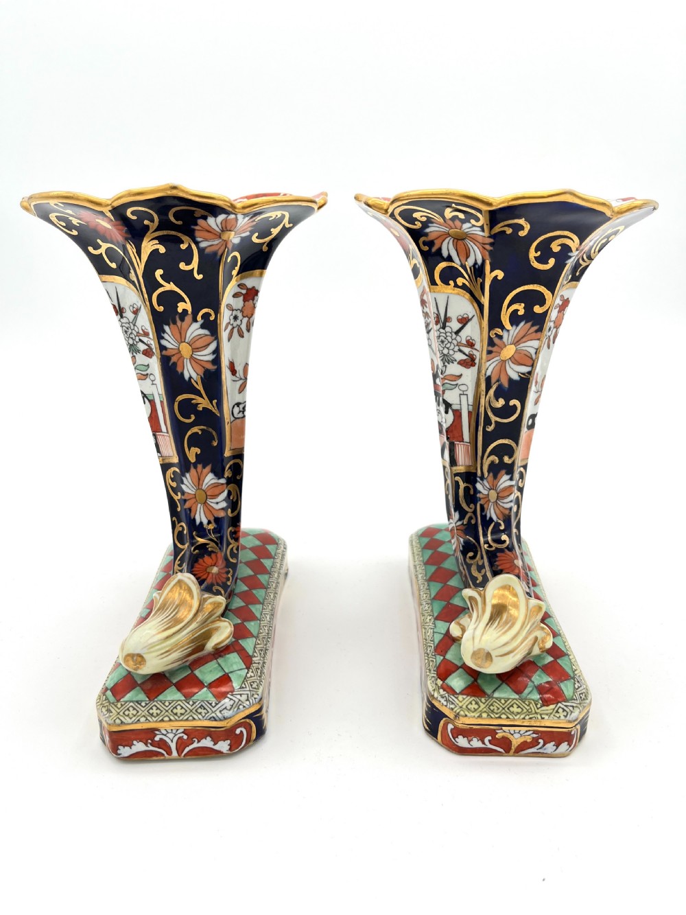 An extremely rare Pr of Mason’s Ironstone Hand-Painted Cornucopia in Split Basket Pattern. 1820 View V