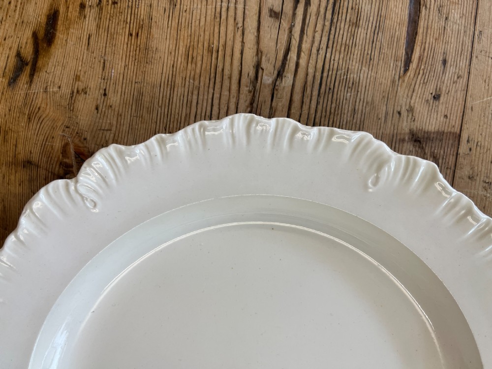 Rare Set of 8 English Creamware Feather Edged Plates. 18th Century. View V