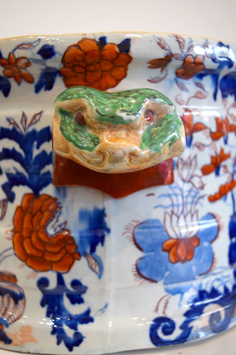 A Mason's Ironstone Child's Footbath decorated in a Japanese Pattern, circa 1813-20 View X