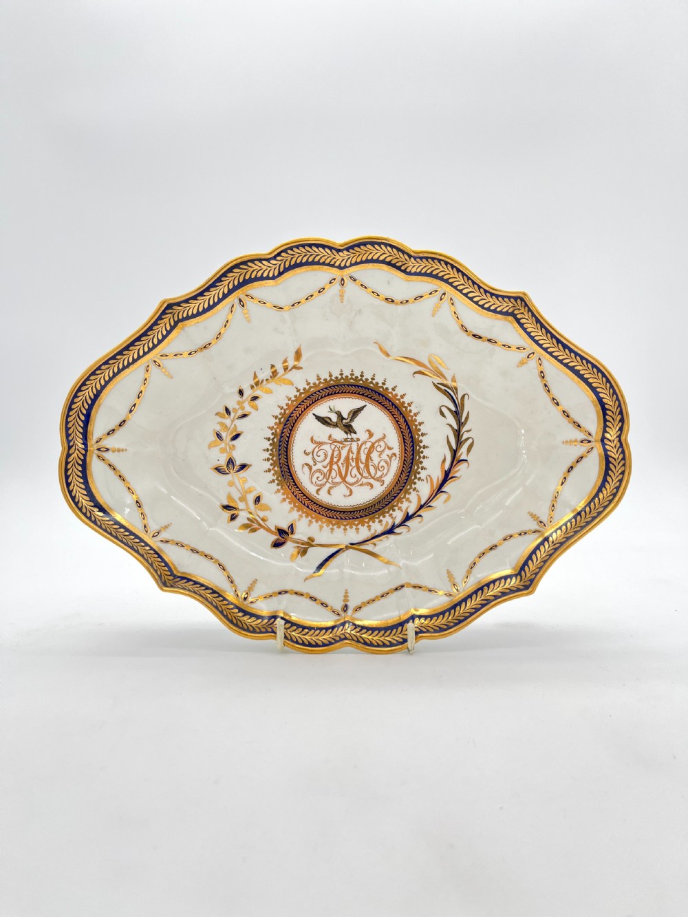 An exceptional Flight Worcester Armorial Dessert Service 1783-88 View VIII