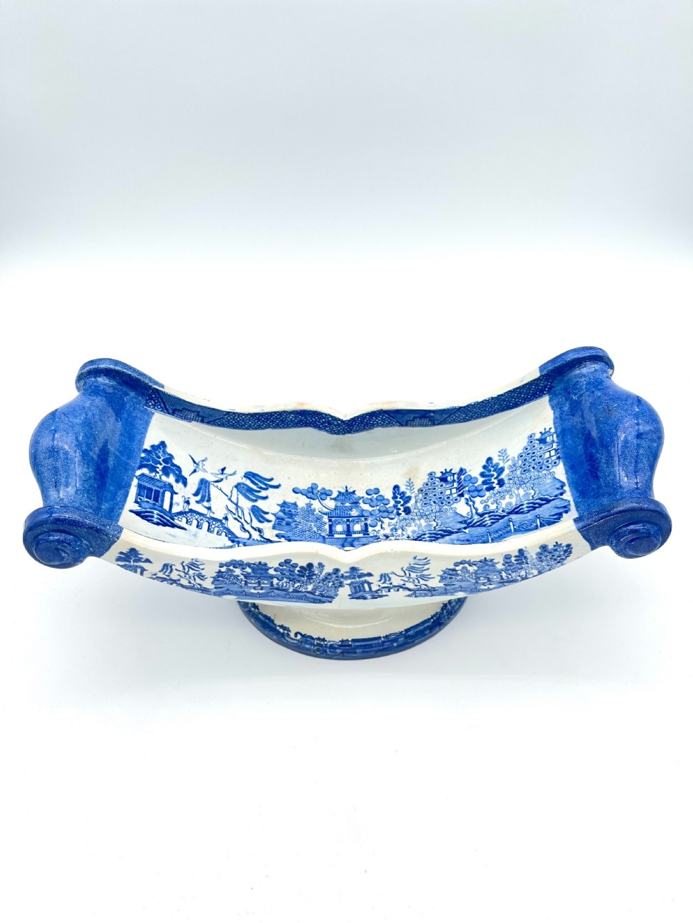 1845-50 Blue and white Stilton Cheese cradle in Willow Pattern View II