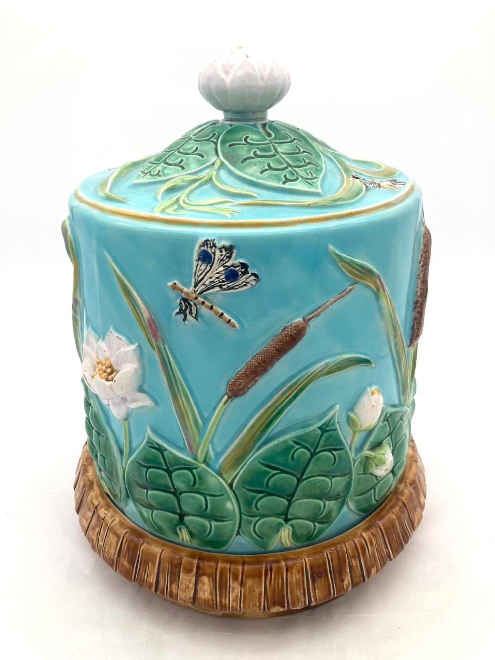 A Fabulous George Jones Majolica Cheese Dome, circa 1850's - 60's