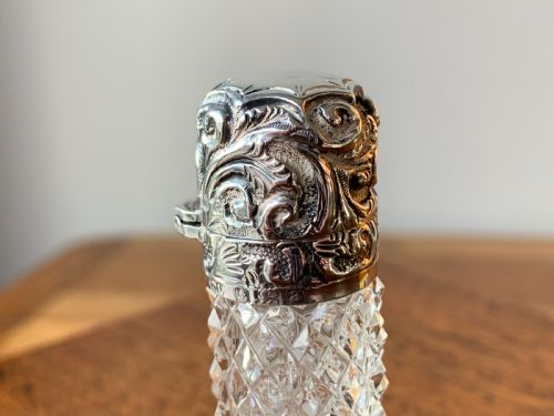 CUT CRYSTAL SILVER TOPPED PERFUME BOTTLE BY CHARLES MAY BIRMINGHAM 1900 - ADDITIONAL PHOTO 4