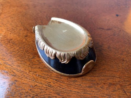 VICTORIAN BRASS AND BLACK ENAMEL HORSES HOOF VESTA CASE - ADDITIONAL PHOTO 10
