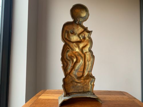 THE BIRMINGHAM GUILD ART DECO FIRESIDE COMPANION SET OF A CHILD LAMB CIRCA 1930 - ADDITIONAL PHOTO 4