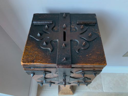 VICTORIAN GOTHIC ENGLISH OAK ALMS OR OFFERTORY BOX - ADDITIONAL PHOTO 8