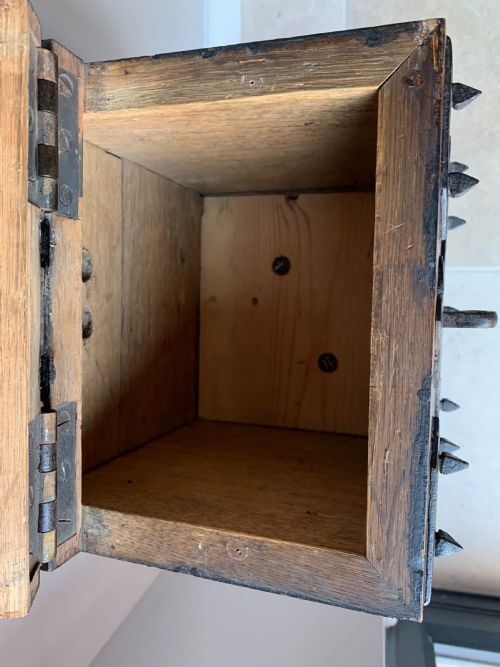 VICTORIAN GOTHIC ENGLISH OAK ALMS OR OFFERTORY BOX - ADDITIONAL PHOTO 16
