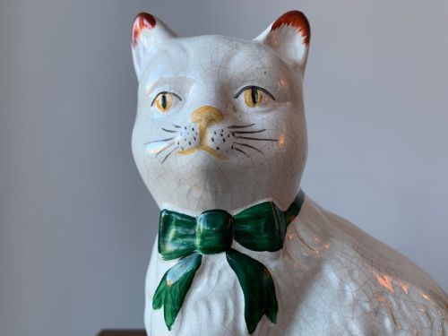 PAIR OF STAFFORDSHIRE POTTERY MANTLE CATS - ADDITIONAL PHOTO 19