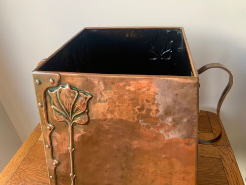 ARTS AND CRAFTS COPPER COAL BOX BY BENHAM AND FROUD - ADDITIONAL PHOTO 15