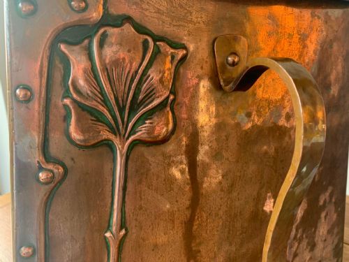 ARTS AND CRAFTS COPPER COAL BOX BY BENHAM AND FROUD - ADDITIONAL PHOTO 19