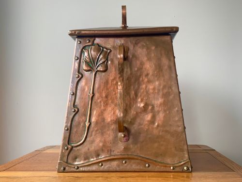 ARTS AND CRAFTS COPPER COAL BOX BY BENHAM AND FROUD - ADDITIONAL PHOTO 26