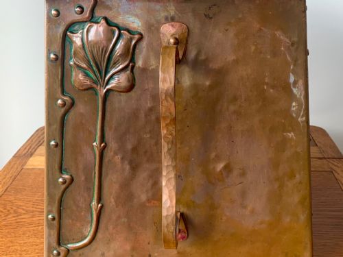 ARTS AND CRAFTS COPPER COAL BOX BY BENHAM AND FROUD - ADDITIONAL PHOTO 28