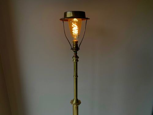 COPPER AND BRASS COUNTRY HOUSE EXTENDING FLOOR STANDARD LAMP - ADDITIONAL PHOTO 9