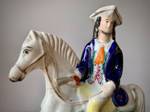 STAFFORDSHIRE POTTERY FLATBACK FIGURE OF HIGHWAYMAN TOM KING ON HORSEBACK 1870'S - ADDITIONAL PHOTO 1