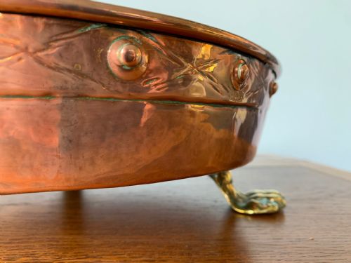 FANTASTIC HEAVY COPPER ANTIQUE JARDINIERE WITH BRASS LIONS FEET - ADDITIONAL PHOTO 5