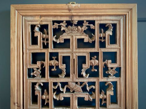 CARVED WOODEN CHINESE WINDOW PANEL SCREEN 19TH CENTURY - ADDITIONAL PHOTO 2