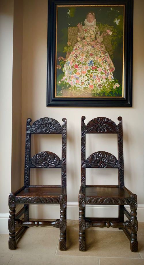 PAIR OF EARLY 17TH CENTURY DERBYSHIRE CHAIRS IN OAK - ADDITIONAL PHOTO 4