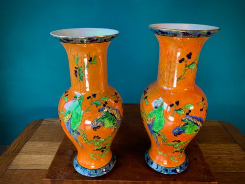 CARLTON WARE 'PARROTS' BEST WARE PAIR OF BALUSTER VASES - ADDITIONAL PHOTO 16