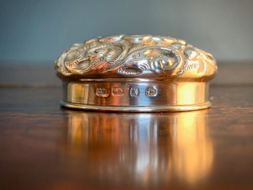 VICTORIAN SILVER LIDDED CUT GLASS DRESSING TABLE POT - ADDITIONAL PHOTO 2