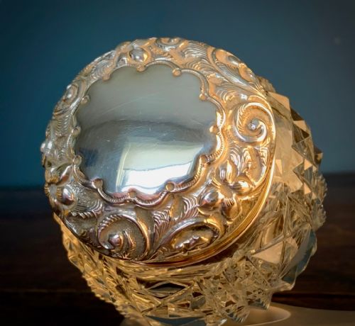 VICTORIAN SILVER LIDDED CUT GLASS DRESSING TABLE POT - ADDITIONAL PHOTO 10