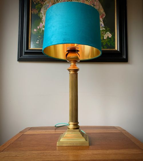EDWARDIAN BRASS COLUMN TABLE LAMP - ADDITIONAL PHOTO 4