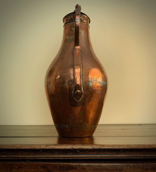 COLOSSAL 18TH CENTURY LIDDED COPPER PITCHER - ADDITIONAL PHOTO 3