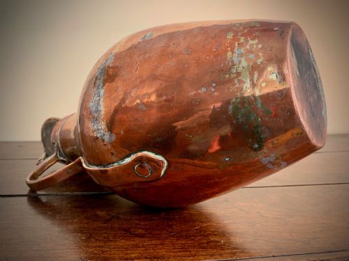 COLOSSAL 18TH CENTURY LIDDED COPPER PITCHER - ADDITIONAL PHOTO 6