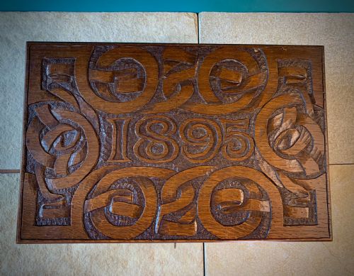 19TH CENTURY CARVED ENGLISH OAK BIBLE BOX - ADDITIONAL PHOTO 7