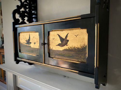 AESTHETIC MOVEMENT EBONISED WALL CABINET WITH GILDED PANELS PAINTED WITH BIRDS - ADDITIONAL PHOTO 9