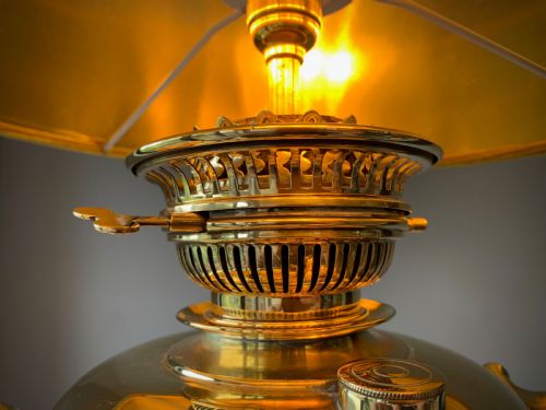 fig 2. SUPERB VICTORIAN BRASS EXTENDING FLOOR LAMP BY THOMAS MESSENGER.
