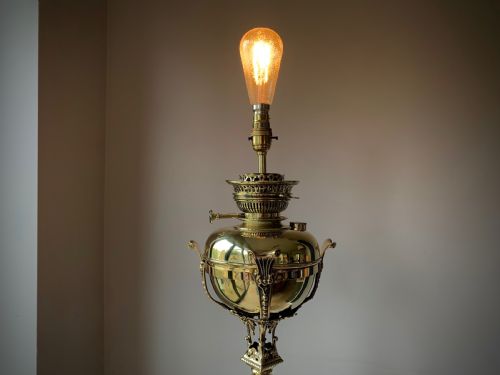 fig 4. SUPERB VICTORIAN BRASS EXTENDING FLOOR LAMP BY THOMAS MESSENGER.