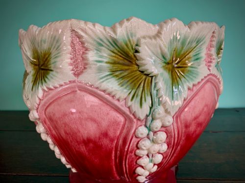 VICTORIAN MAJOLICA JARDINIERE - ADDITIONAL PHOTO 3